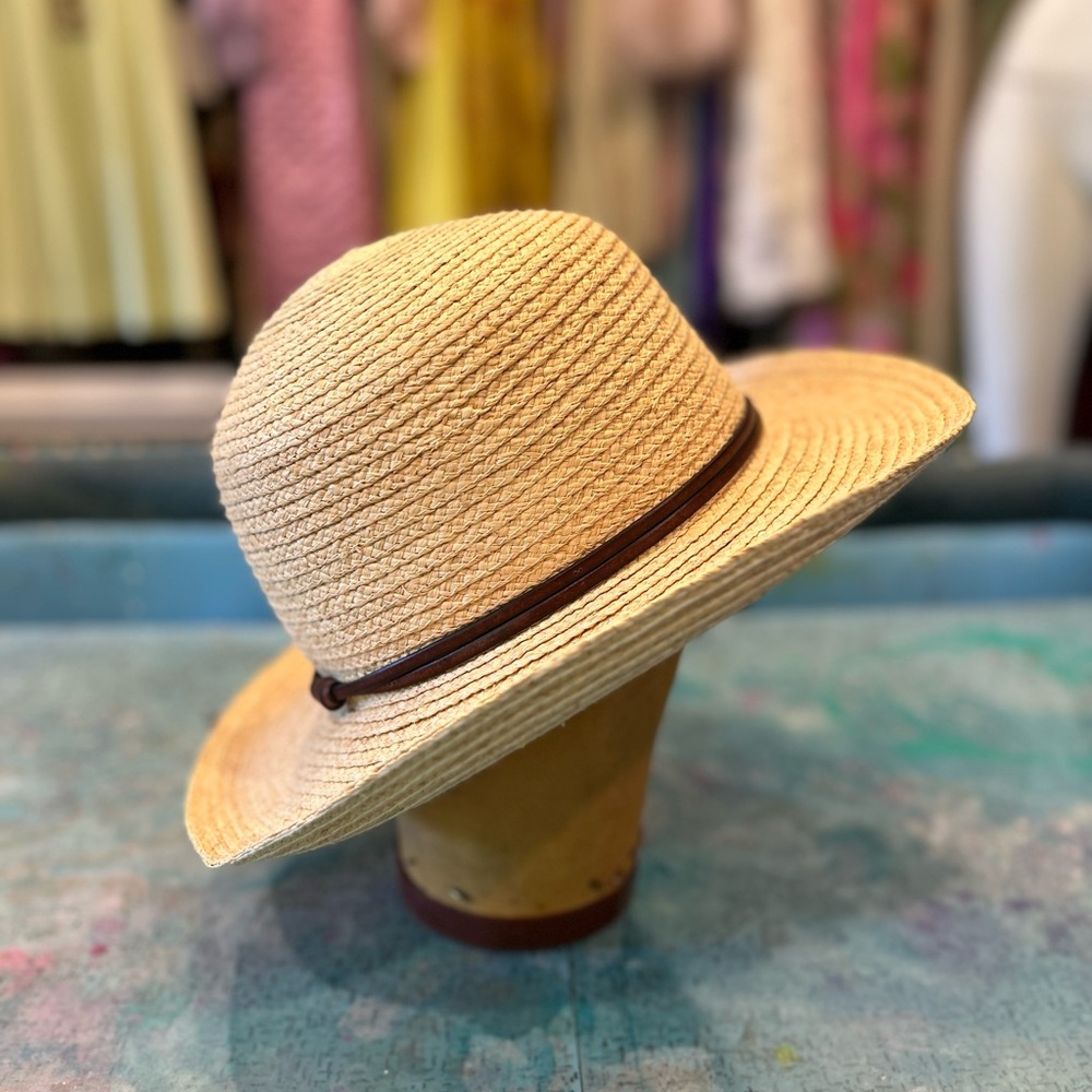 Italian Raffia Hat - Picture 5 of 8